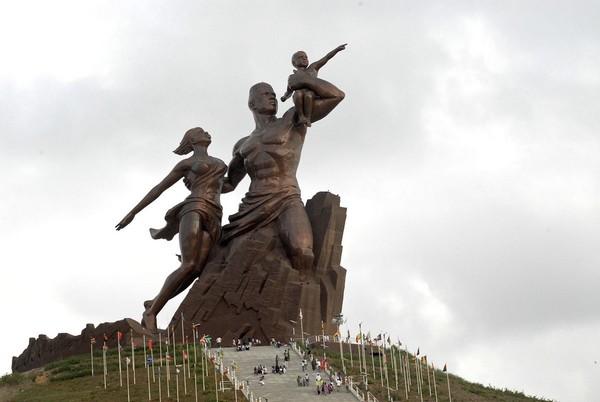بنای یادبود رنسانس آفریقا