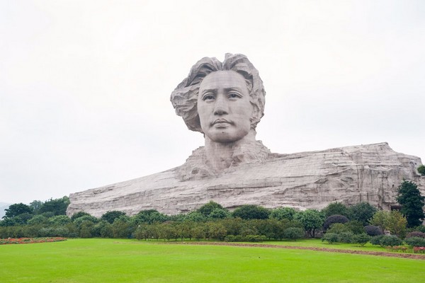 مجسمه جوان مائو زدونگ Youth Mao Zedong Statue