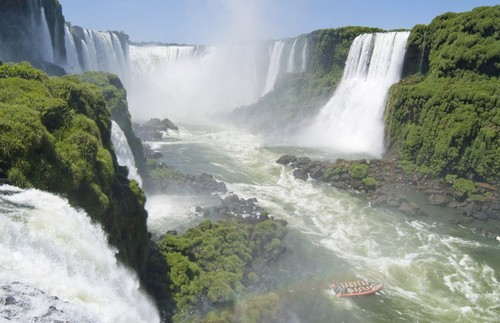آبشار ایگوازو Iguazu ، آرژانتین
