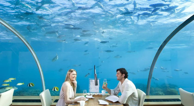 رستوران زیر آب