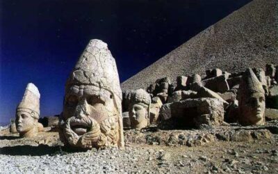 گزارش تصویری از مجسمه های باستانی کوه Nemrut، ترکیه