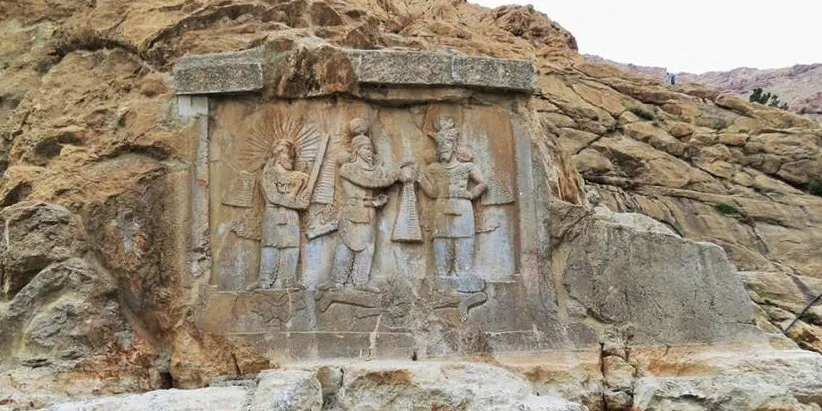 سنگ نوشته بیستون کرمانشاه