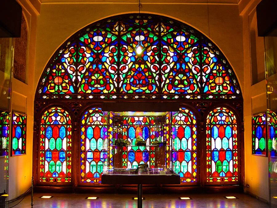 عمارت چهلستون قزوین