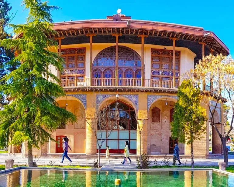 عمارت چهلستون قزوین